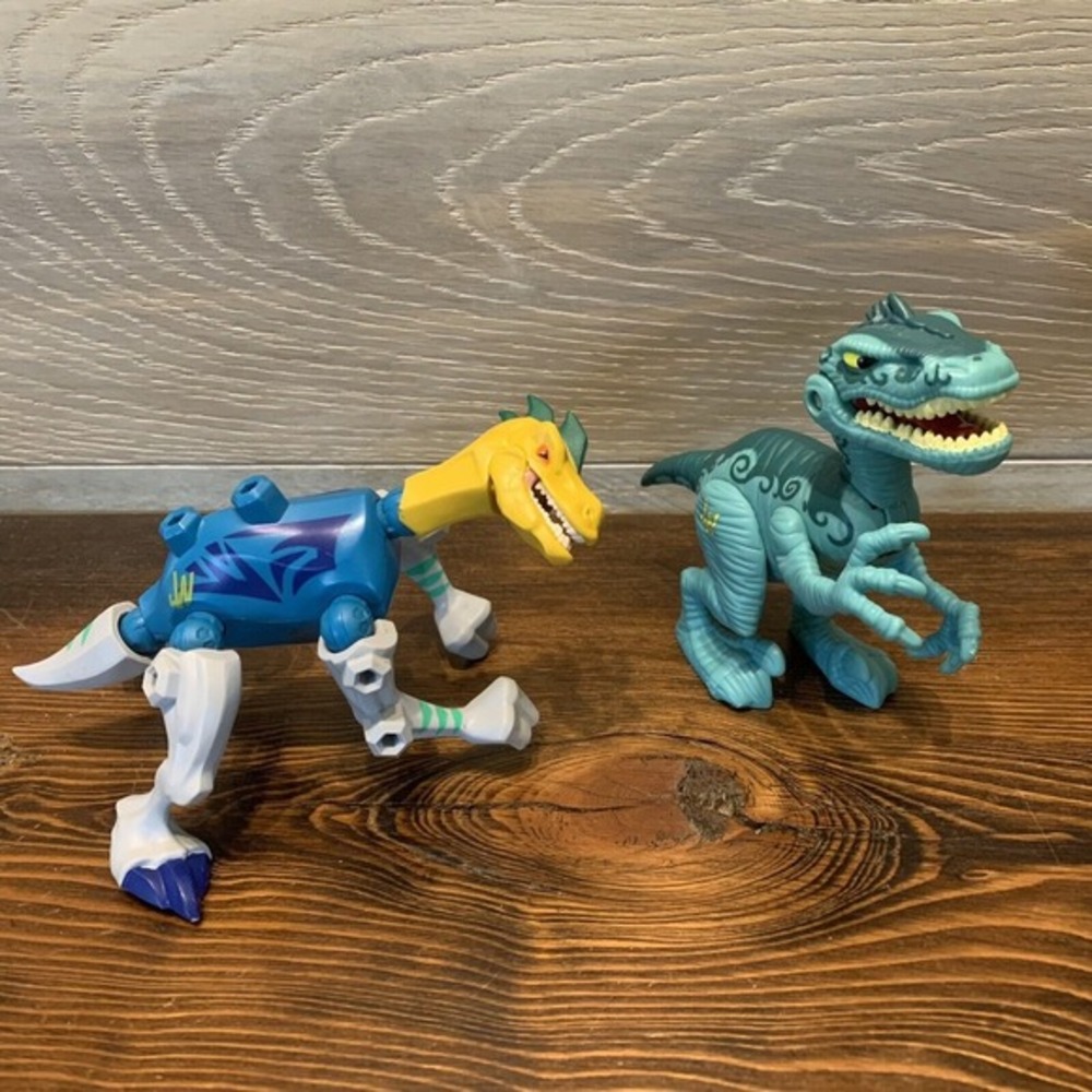 Jurassic World Dinosaur Action Figure Toy Lot Of 2 Hasbro Universal Studios‎